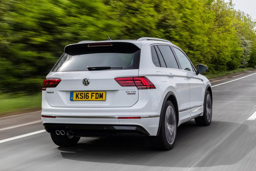  Volkswagen Tiguan R-Line 2016 года  (UK) (фото 26 из 30)